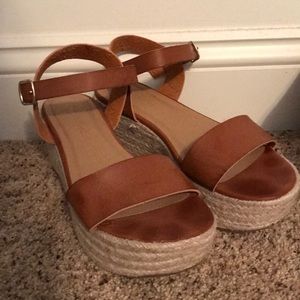 CITY CLASSIFIED Espadrille Tan Platform Sandals